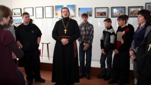 Фотовыставка Святых мест закончила свою работу в Довольном