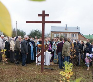 В орловской области похищен и сброшен в реку крест