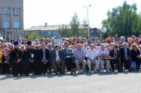 Гости и жители села