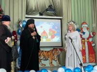 Епископ Филипп поздравил с  60-летним Юбилеем воспитанников и сотрудников детского центра «Теплый дом» (детский дом №6)