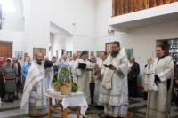 Архиерейская Литургия в кафедральном соборе г. Карасука в день празднования Преображения Господня