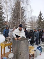 Крещенские богослужения в храме с.  Доволенского