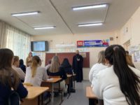 Завершилось посещение родительских собраний в школах Карасукского района