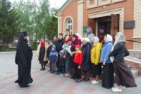 Архиерейская Литургия в Неделю о расслабленном в Кафедральном соборе г. Карасука