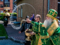 Епископ Филипп принял участие в Божественной литургии в день преподобного Макария Алтайского