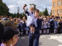 Молебен об учащихся в День знаний в храме с. Довольного