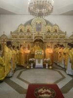 Епископ Варнава возглавил Божественную литургию престольного праздника в Андреевском кафедральном соборе г. Карасука